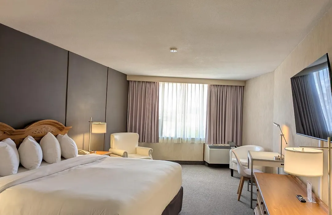 Confederation Place Hotel-1