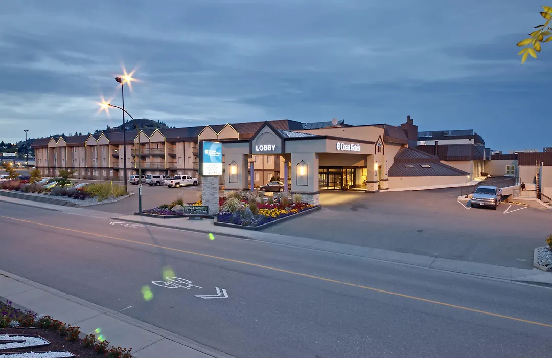 Coast Kamloops Hotel & Conference Centre-1
