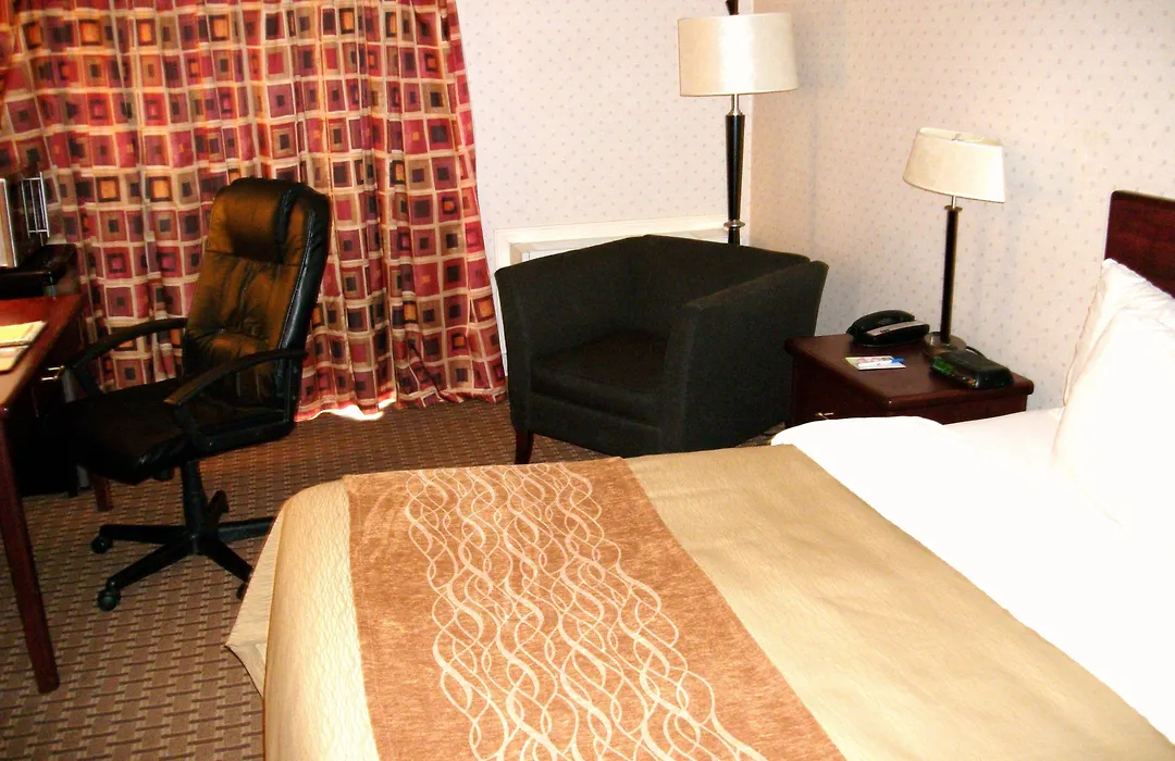 Comfort Inn-1