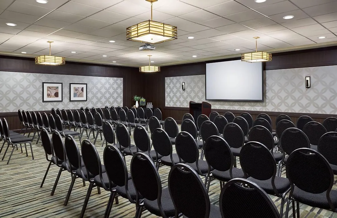 Delta Hotels By Marriott Muskegon Convention Center-1