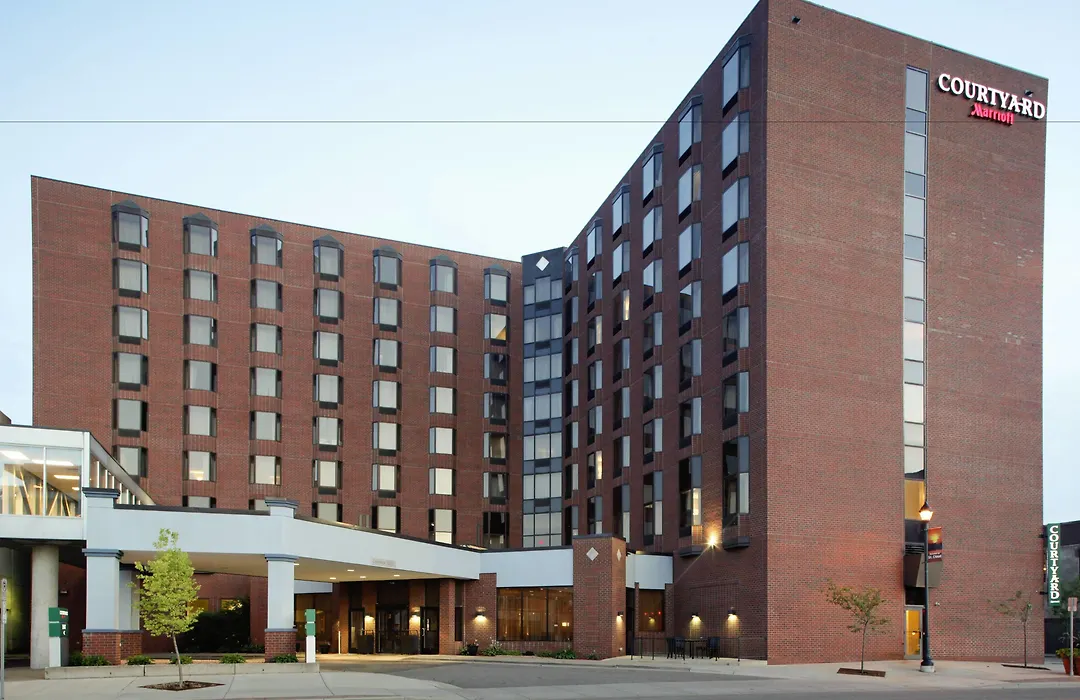 Courtyard By Marriott St. Cloud-1