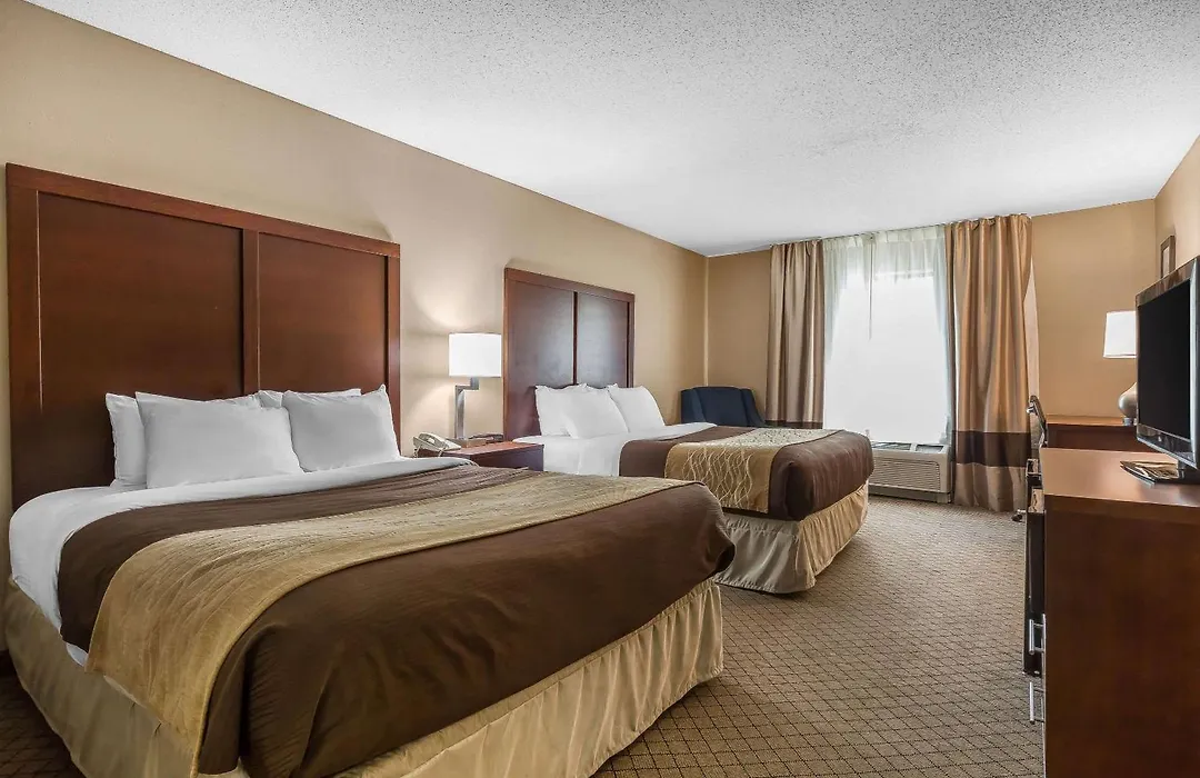 Comfort Inn & Suites Mishawaka-South Bend-1