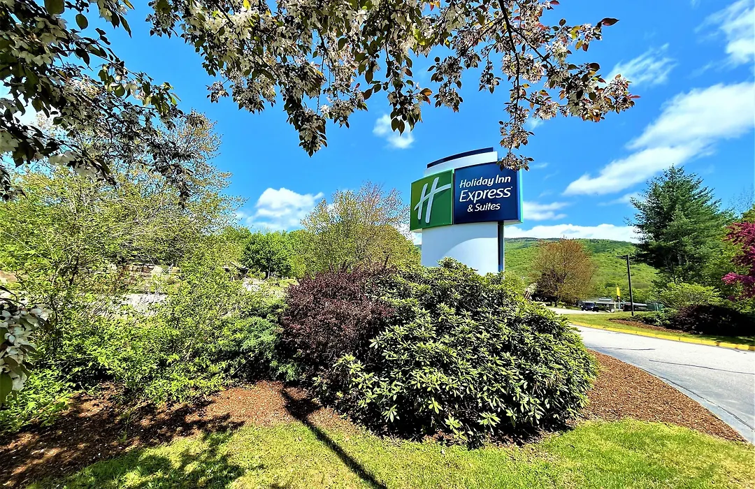 Holiday Inn Express & Suites - Lincoln East - White Mountains By Ihg-1
