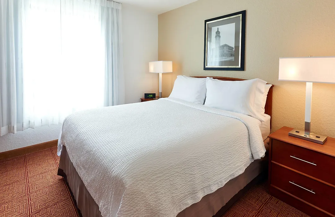 Towneplace Suites By Marriott Minneapolis Downtown/North Loop-1
