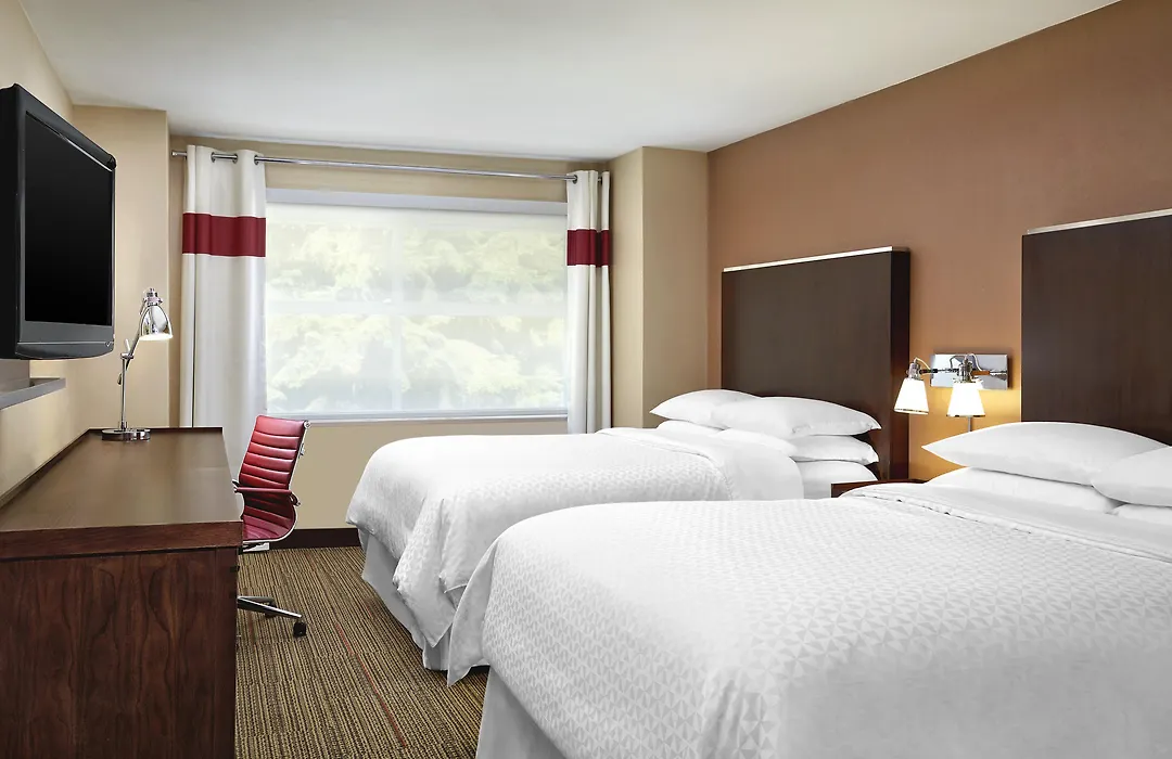 Four Points By Sheraton Surrey-1