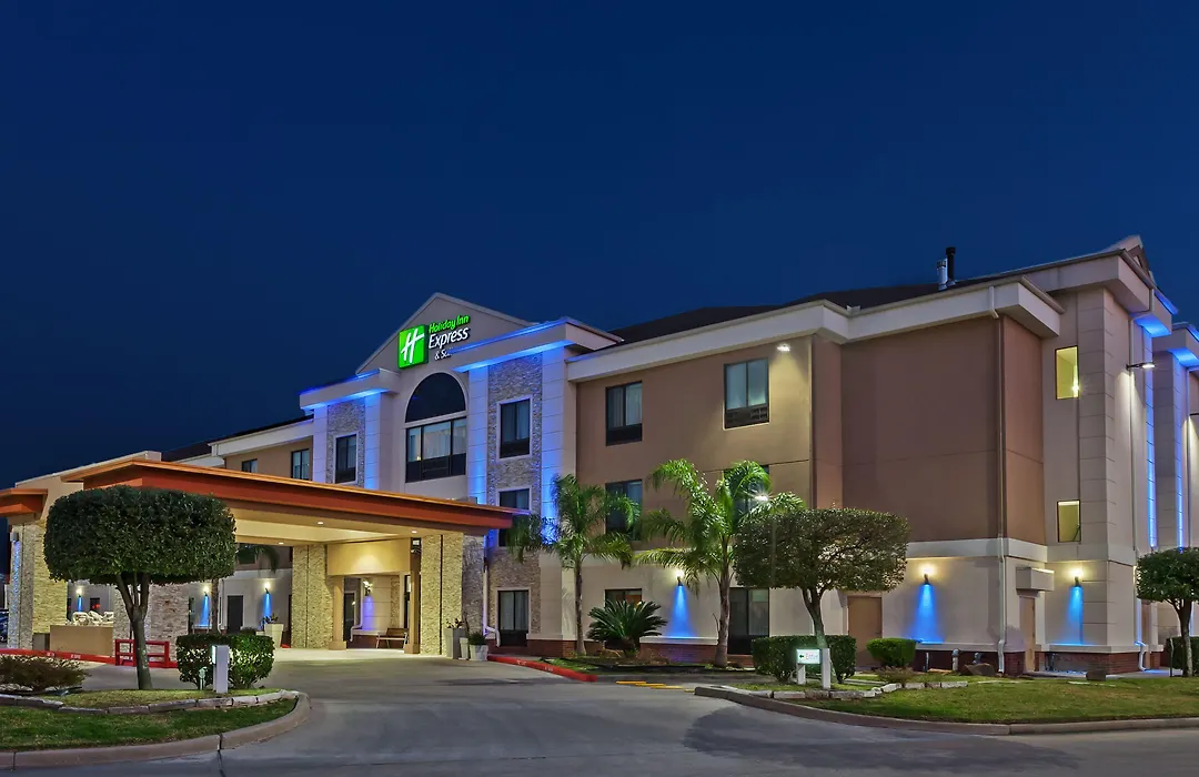 Holiday Inn Express & Suites Houston East By Ihg-1