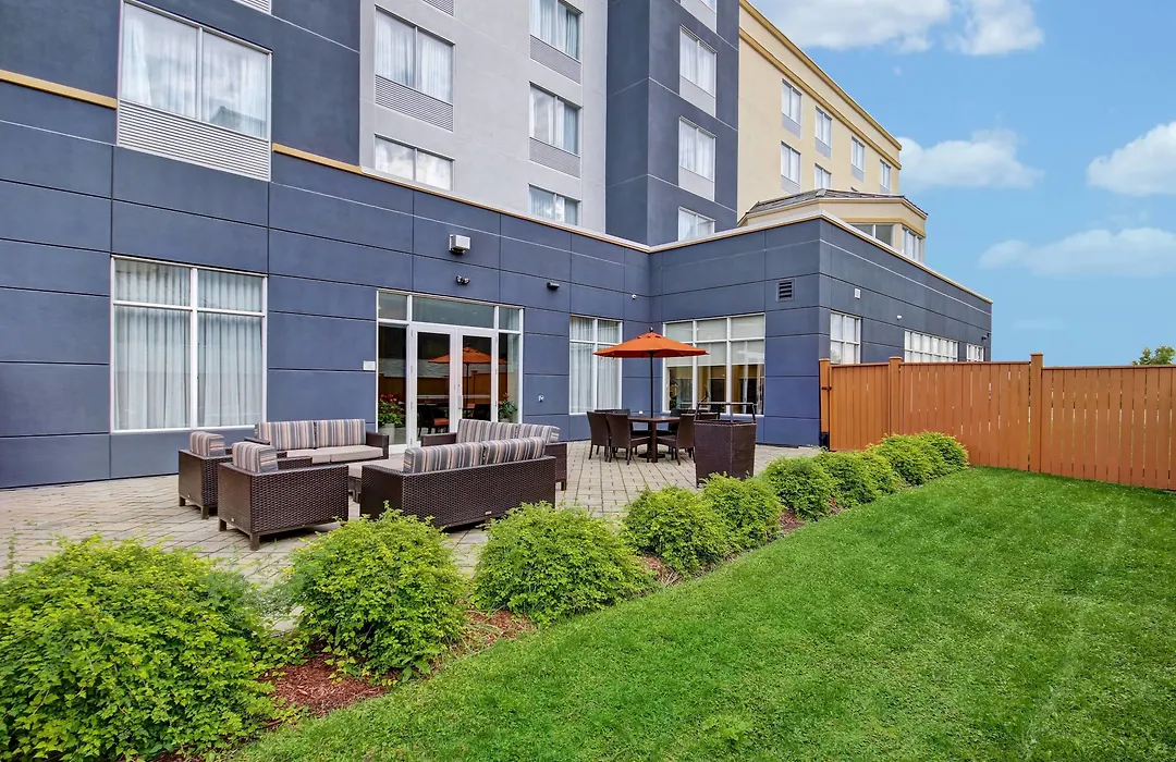 Fairfield Inn & Suites By Marriott Guelph-1