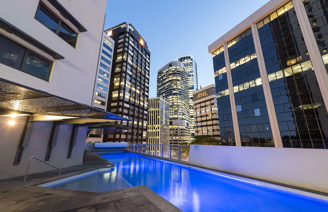 Oaks Brisbane Aurora Suites-1
