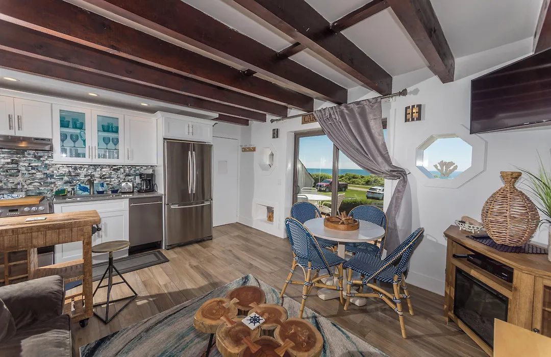 Beachcomber Resort At Montauk-1