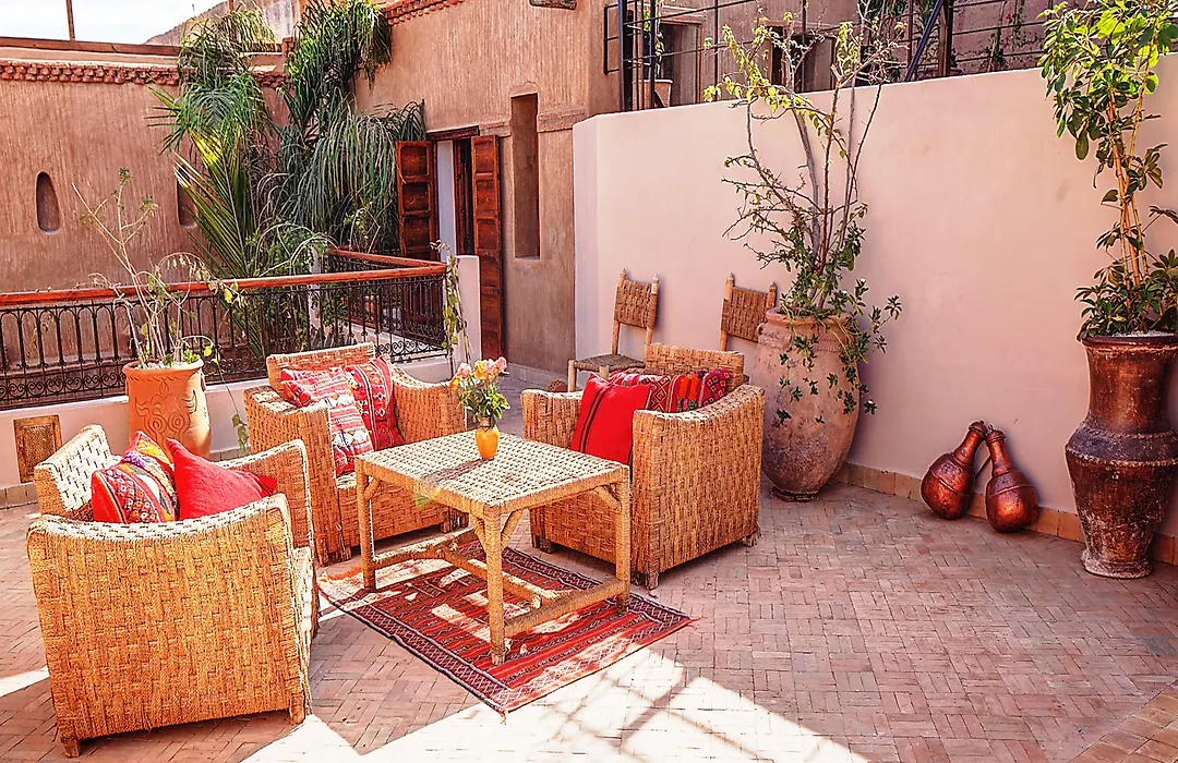 Riad Carina-1