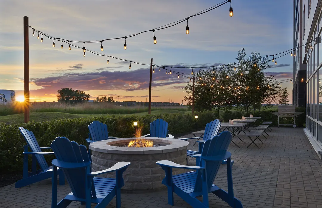 Residence Inn By Marriott Calgary Airport-1