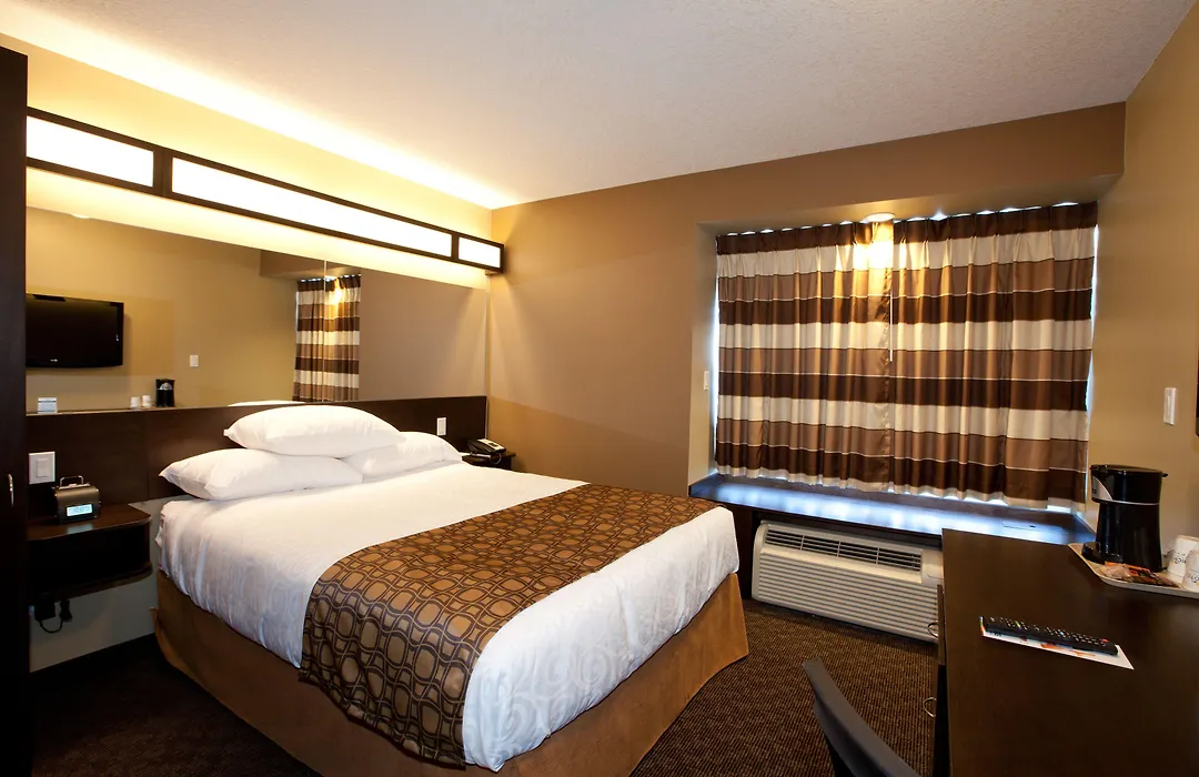 Microtel Inn And Suites By Wyndham Weyburn-1