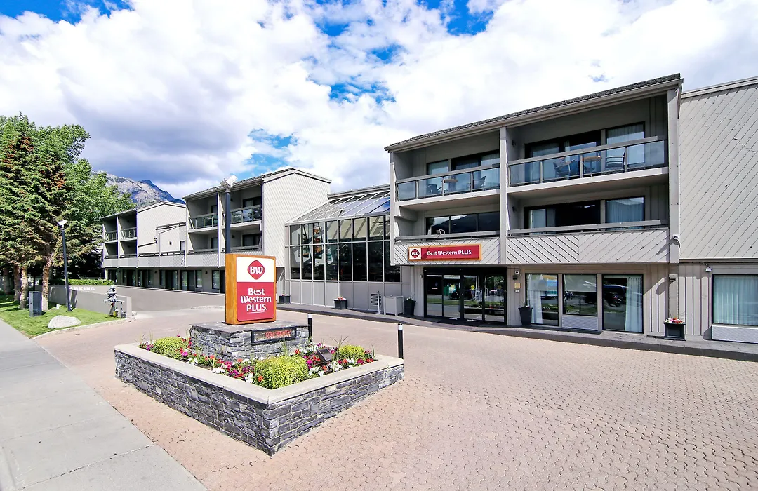 Best Western Plus Banff International Lodge-1