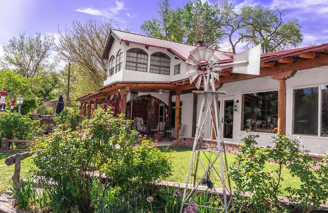 Red Horse Bed And Breakfast-1