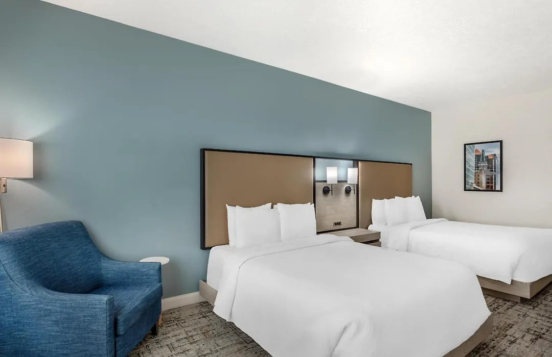 Best Western Plus Airport Inn & Suites-1