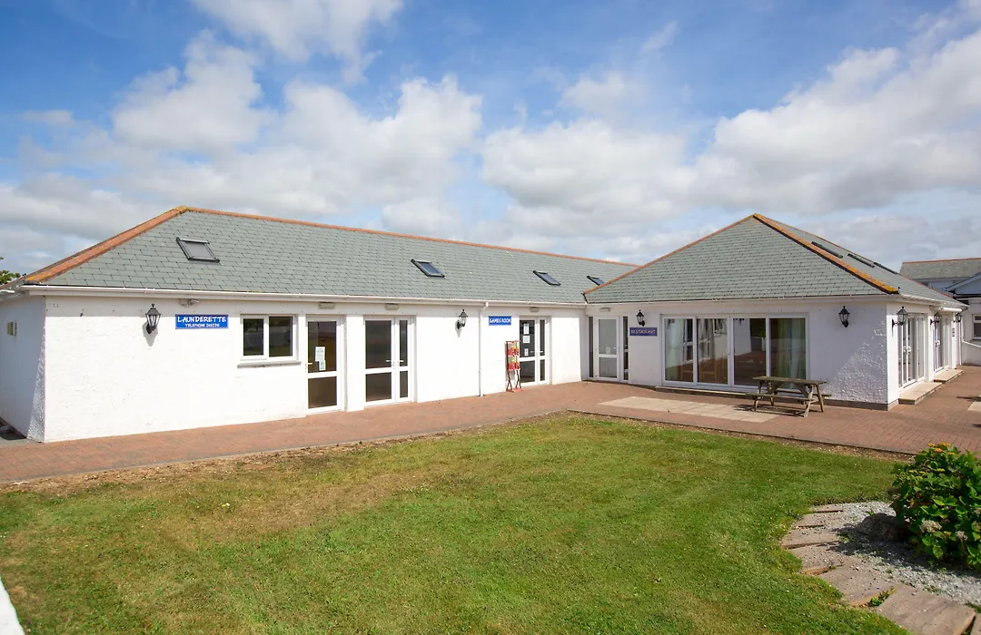 Newperran Holiday Resort By Away Resorts-1