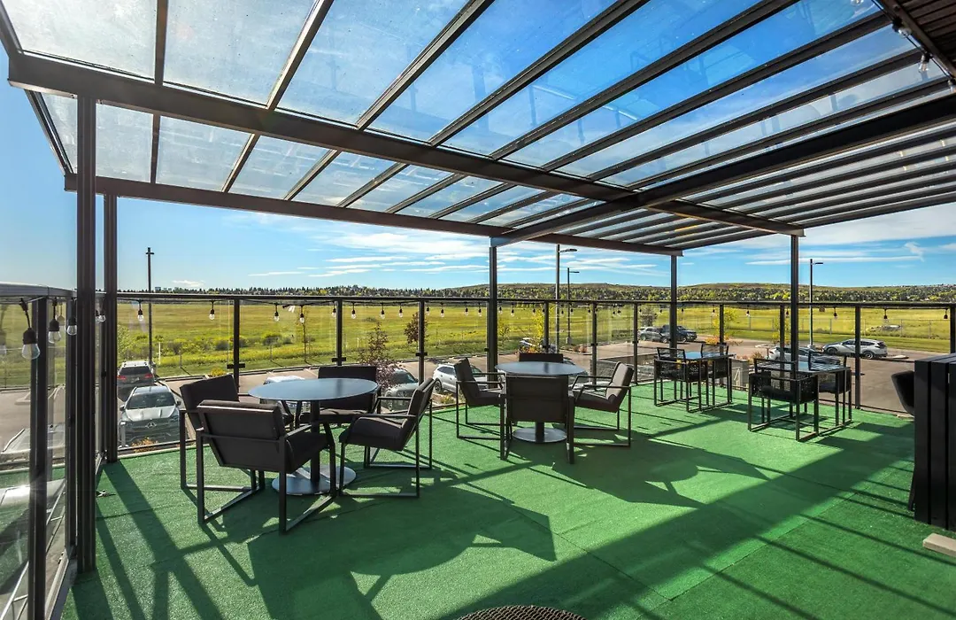 Executive Residency By Best Western Calgary City View North-1