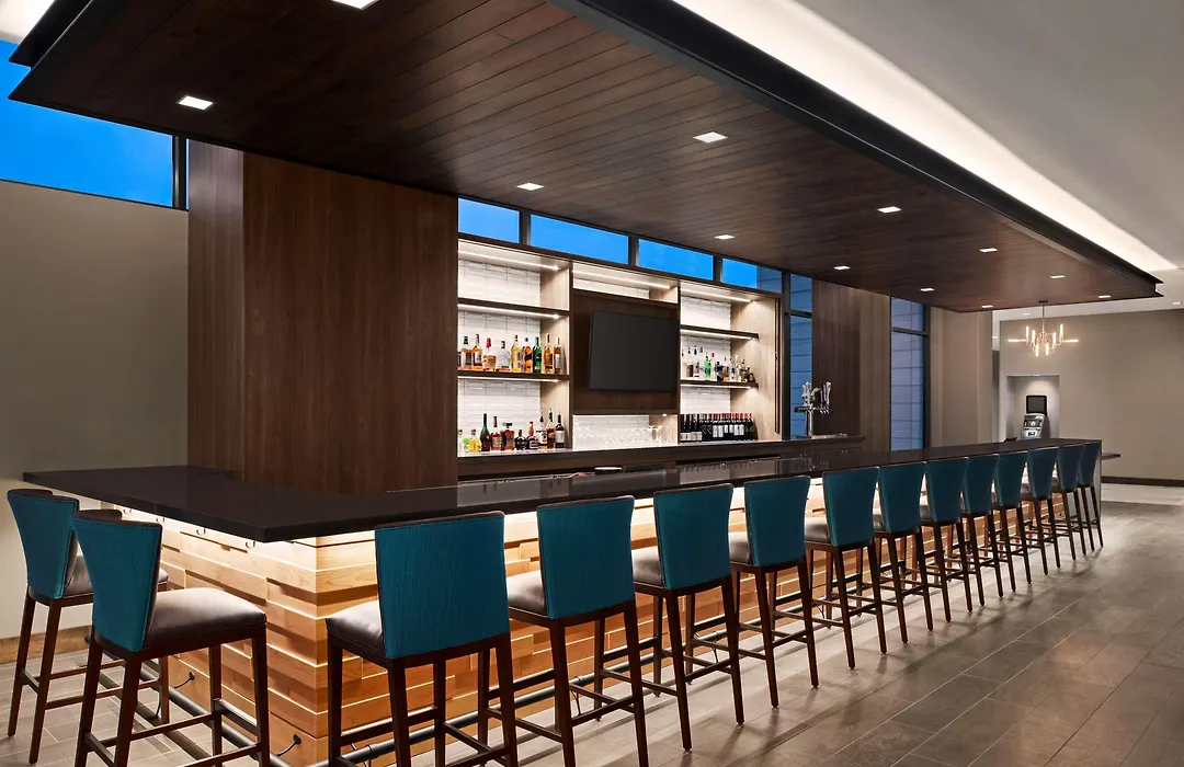 Hilton Garden Inn Milwaukee Brookfield Conference Center-1