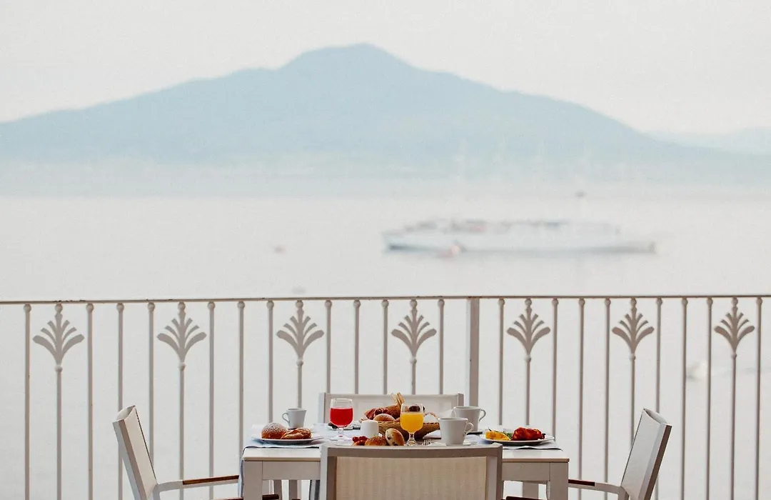 Grand Hotel Riviera-1