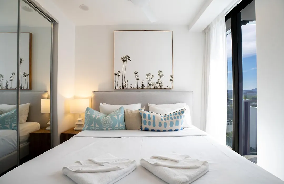 X Kirra Apartments-1