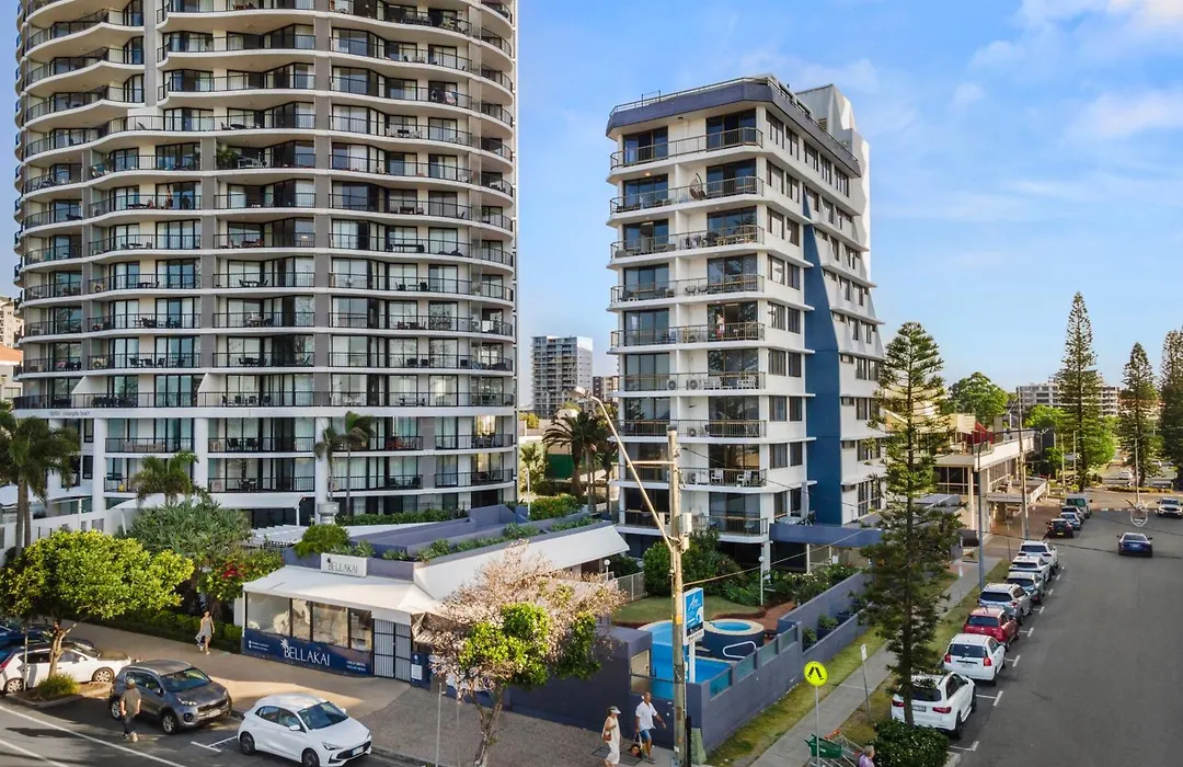 Aries Holiday Apartments-1
