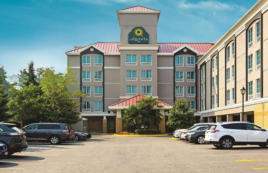 La Quinta Inn By Wyndham Vancouver Airport-1