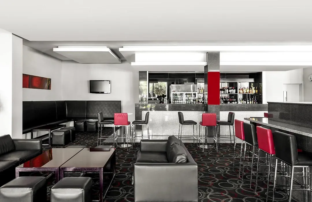 Mantra Melbourne Airport-1