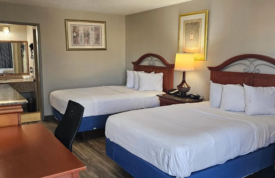 Days Inn By Wyndham Orlando Downtown-1