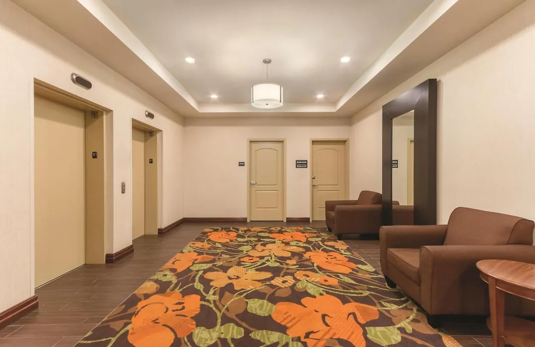 Hampton Inn By Hilton Edmonton South-1
