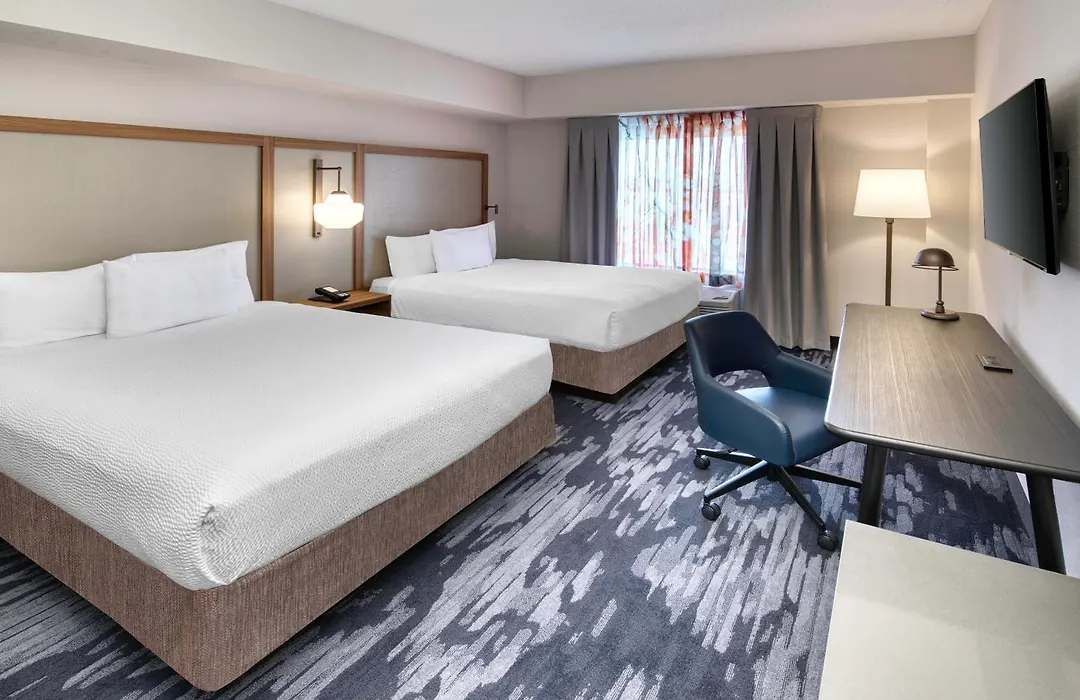 Fairfield Inn & Suites By Marriott Toronto Brampton-1