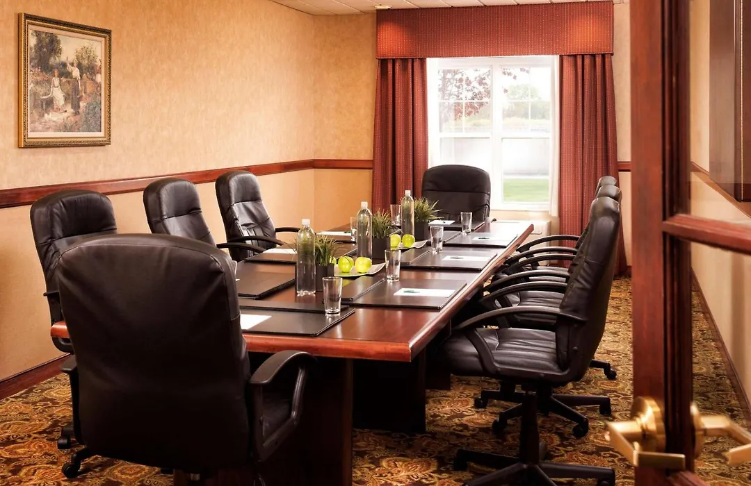 Country Inn & Suites By Radisson, Milwaukee West Brookfield , Wi-1