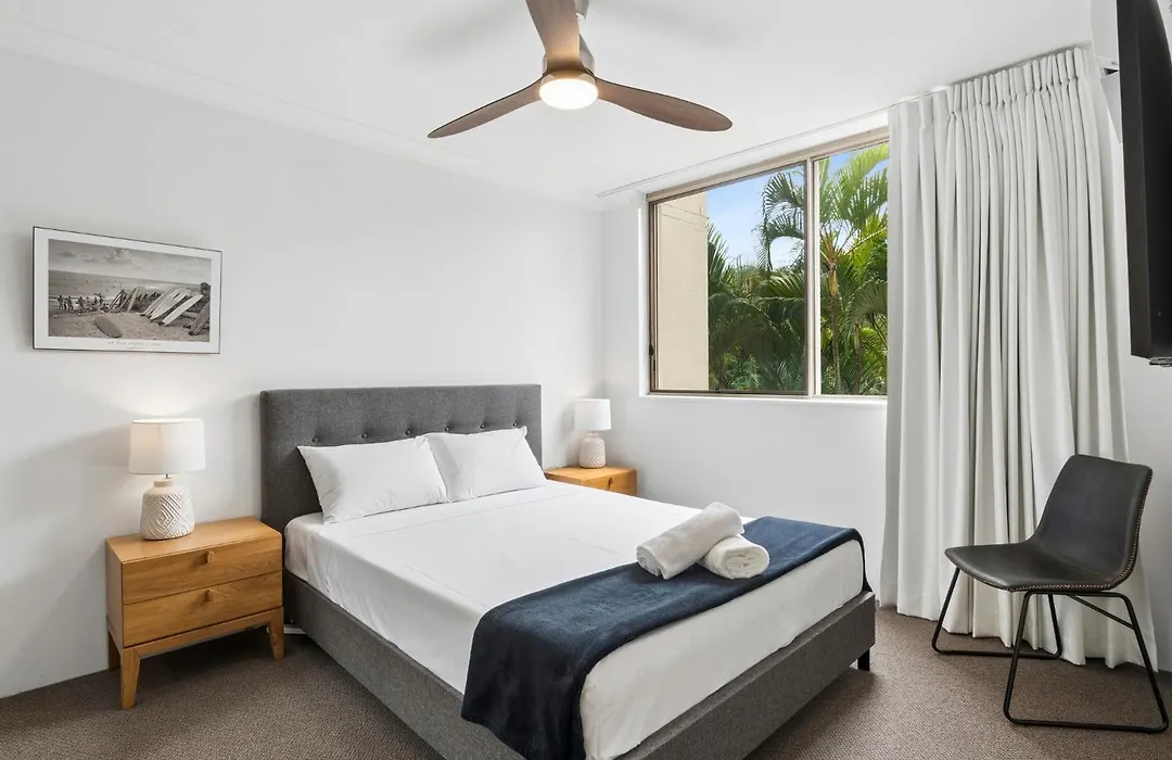 Miami Beachside Holiday Apartments-1