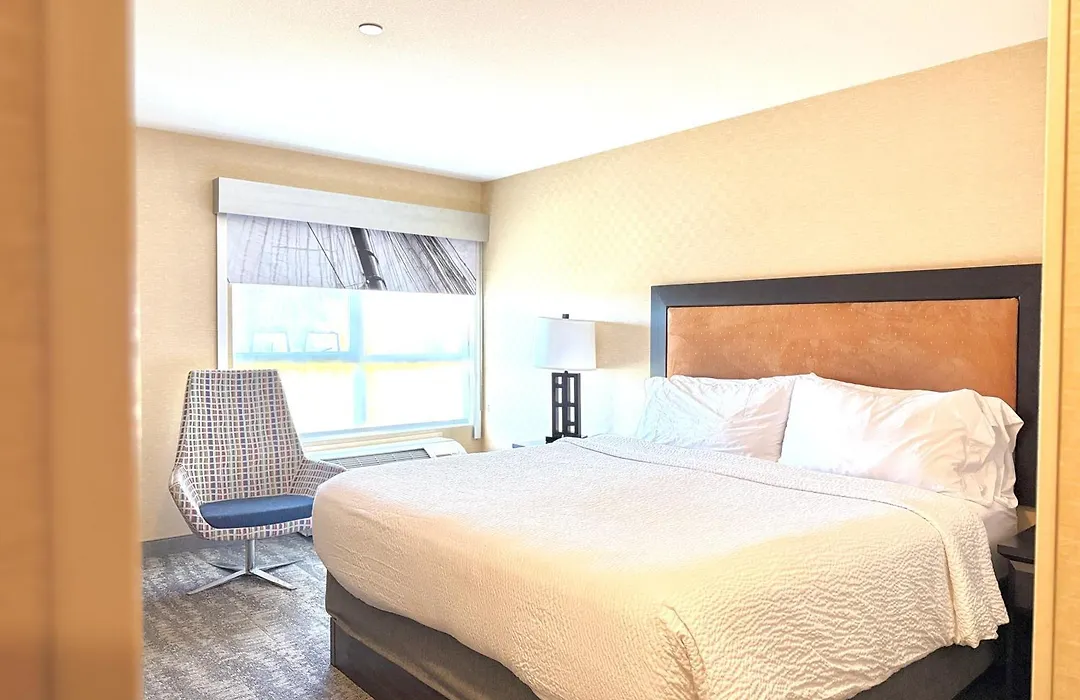 Holiday Inn Express & Suites Riverport Richmond By Ihg-1