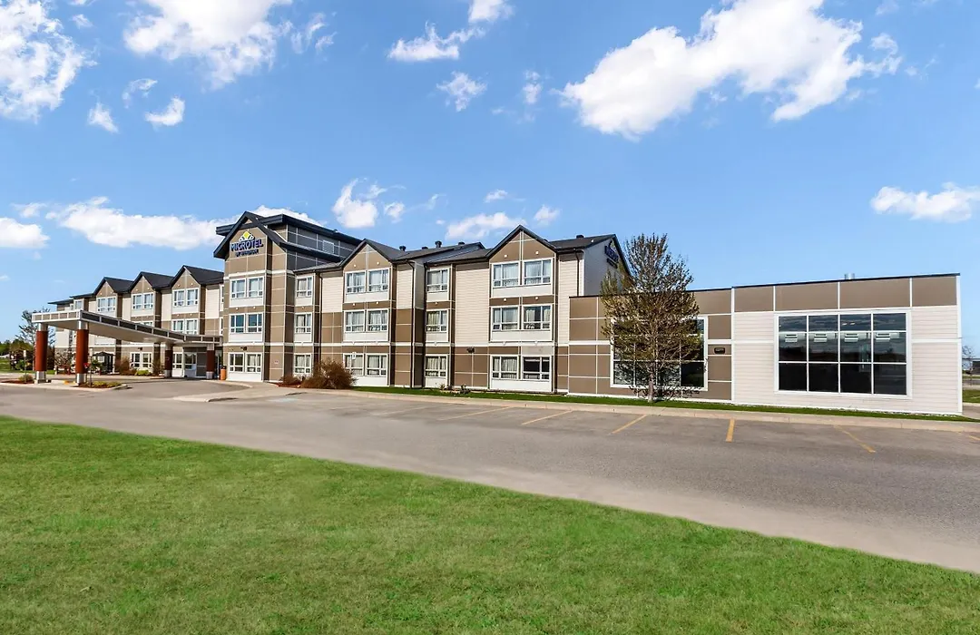 Microtel Inn & Suites By Wyndham - Timmins-1