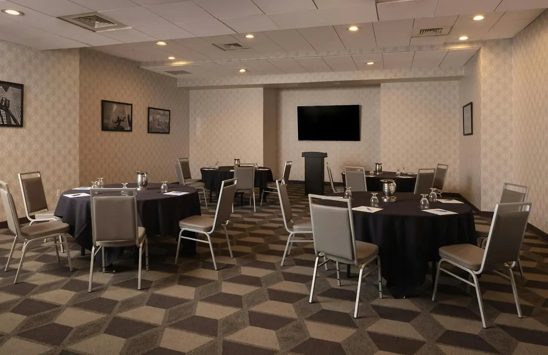 Four Points By Sheraton Detroit Novi-1