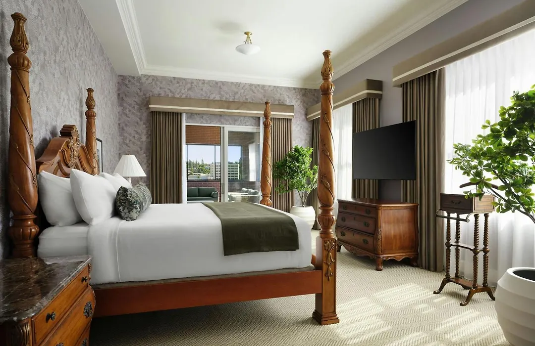 Davenport Hotel, Autograph Collection-1