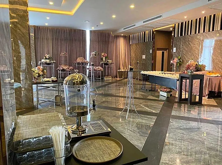 De Prime Rangnam Hotel-1