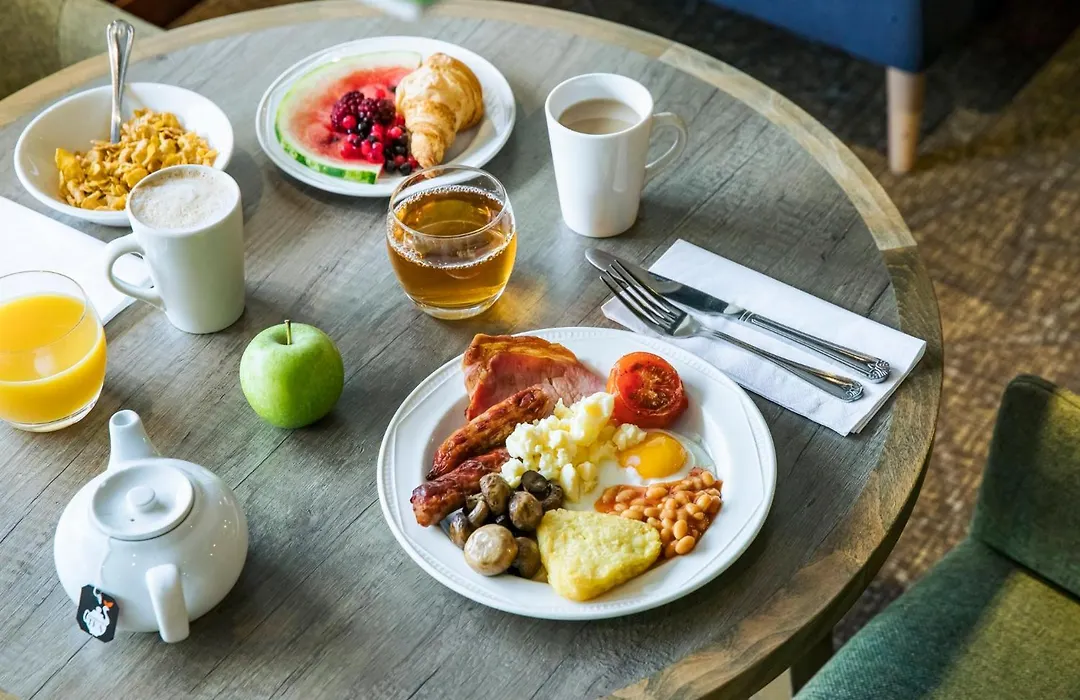 Holiday Inn Peterborough West By Ihg-1