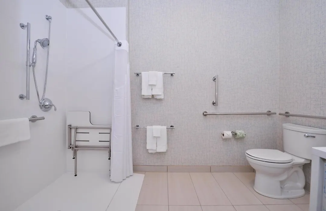 Holiday Inn Express & Suites Madison By Ihg-1