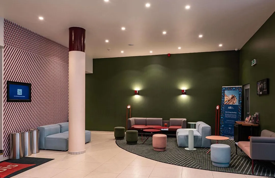 Ibis Praha Wenceslas Square-1