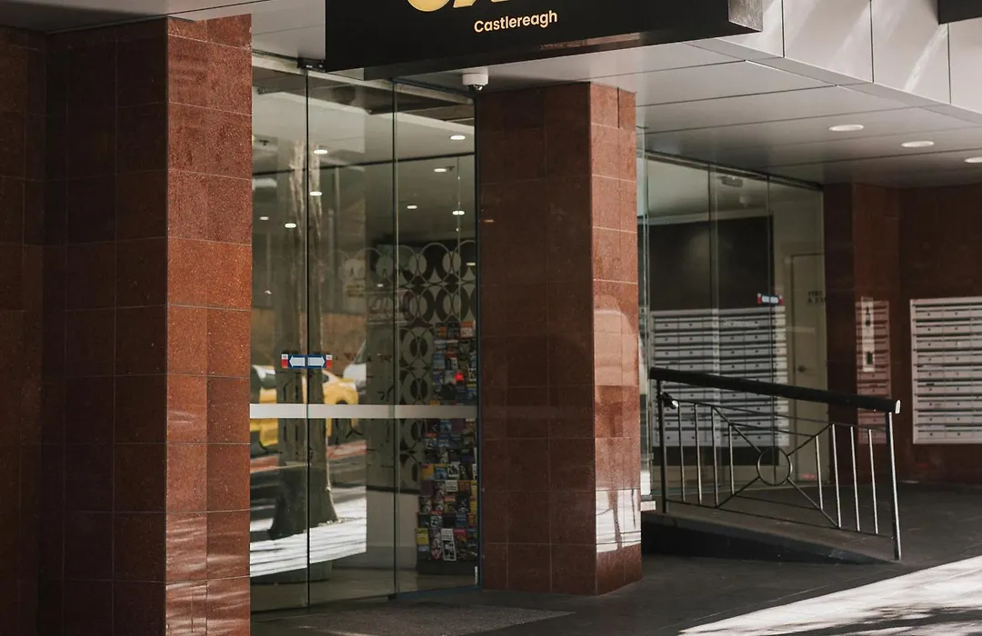 Oaks Sydney Castlereagh Suites-1