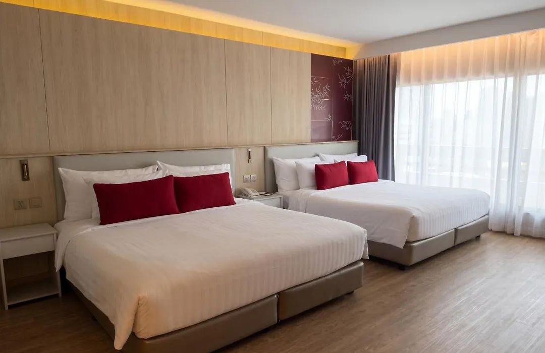 Centre Point Plus Hotel Pratunam-1