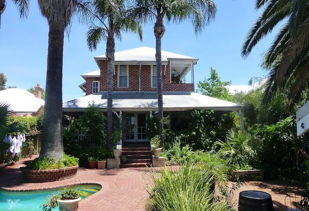 Lakeside Bed & Breakfast-1