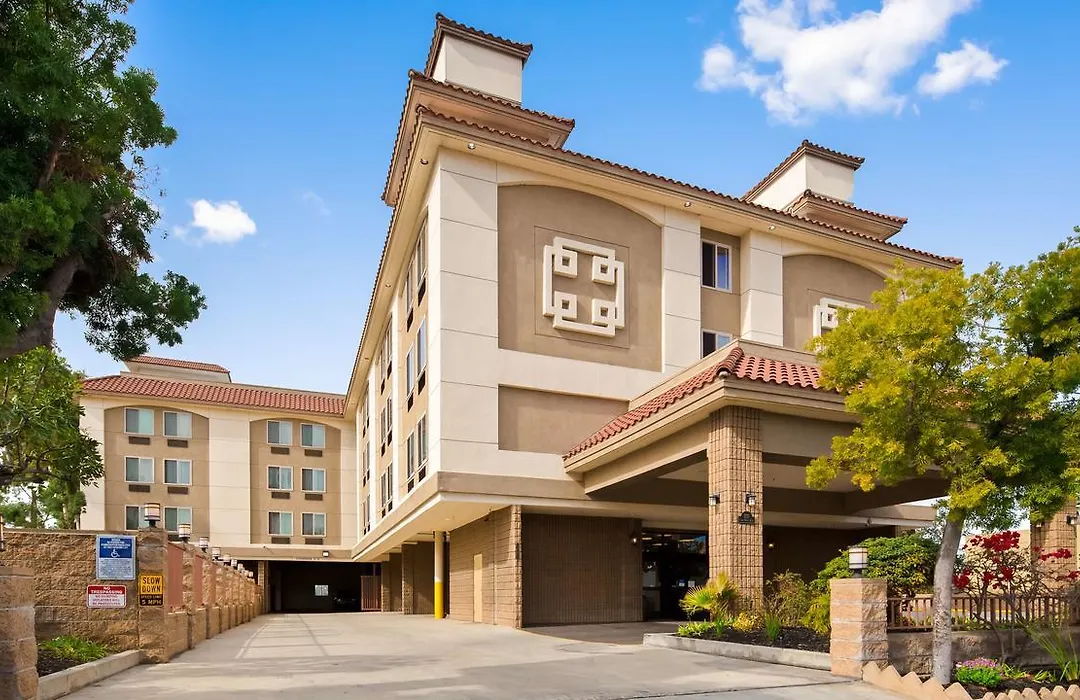 Best Western Of Long Beach-1