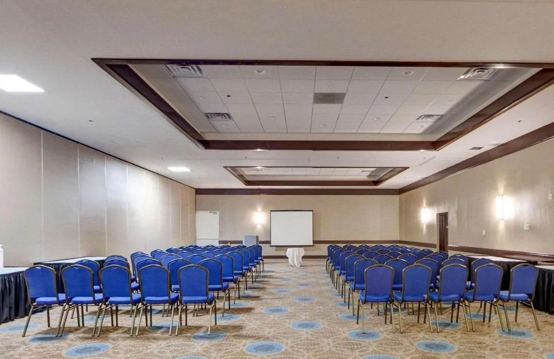Comfort Inn & Suites Plano East-1