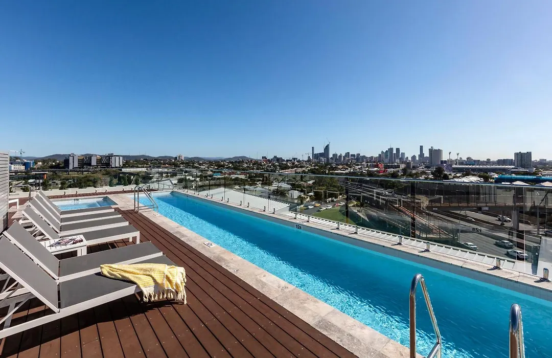 Oaks Brisbane Woolloongabba Suites-1