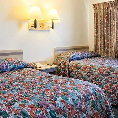 Express Inn Near Columbus Airport-2