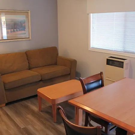 Westridge Motor Inn-3
