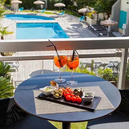 Neho Suites Cannes Croisette-3