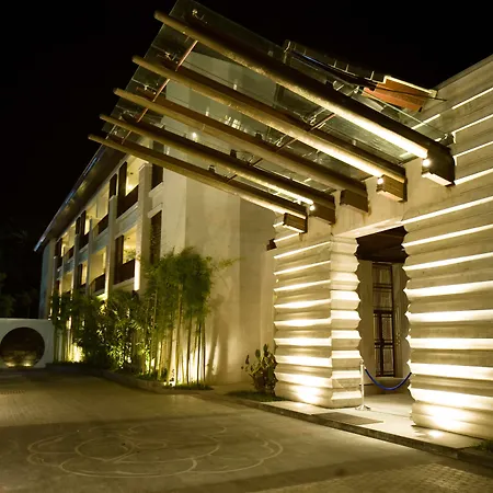 Sareeraya Villas & Suites-2